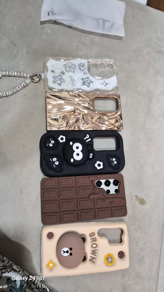 Customer photo review of 3D Samsung Black Monster Phone Holder Stand Rubber Silicone Case