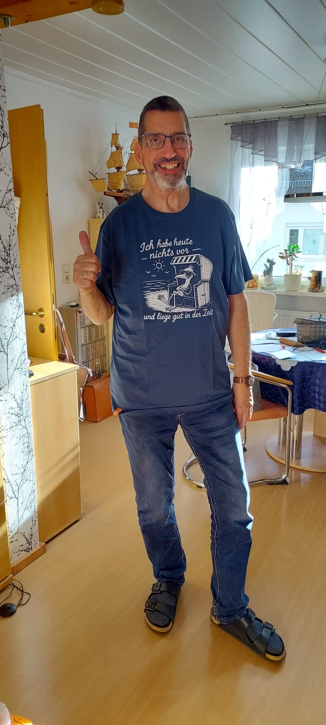 Customer photo review of Ich habe Heute Nichts vor · Unisex Premium Bio T-Shirt