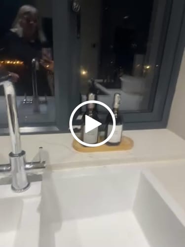 Customer video review of 500ml Amber Glass Bottle with Metal Pump White Label