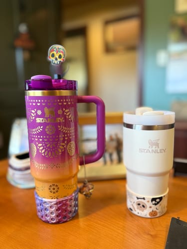 Customer photo review of Purple Rain WAFFLE Tumbler Boot