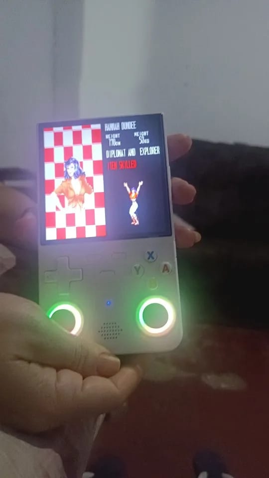 Customer photo review of MovieHub™ - RetroX Ultra