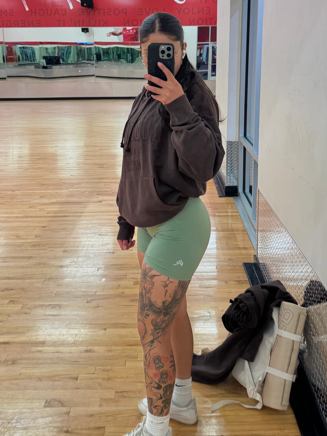 Customer photo review of W542 - Mineral Hoodie