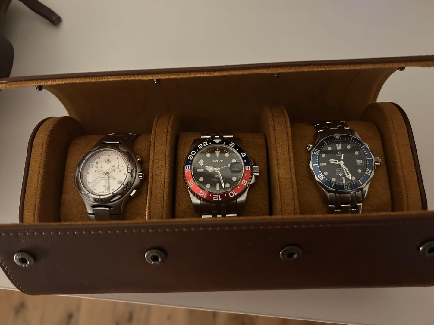 Customer photo review of Brown Oiled Leather Watch Roll – Luxury Travel Case