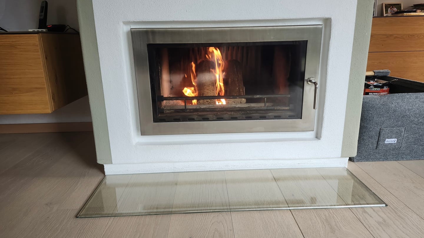 Customer photo review of Silikon-Dichtlippe Schmutzlippe für Glasplatte, Kaminplatte, Ofenplatte, Bodenplatte - FLEX