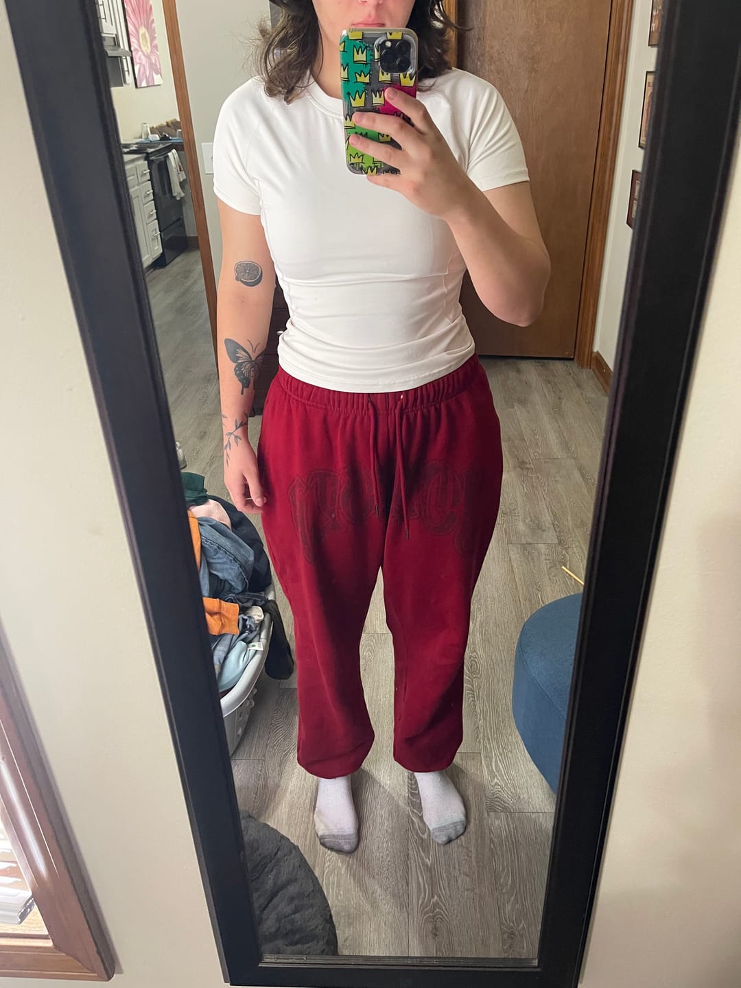 Customer photo review of W257 My eyes are up here Jogger