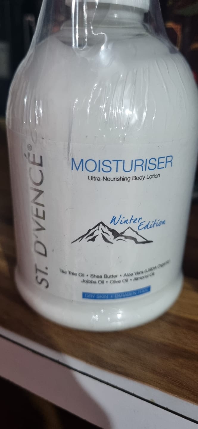 Customer photo review of The Winter Edition Body Lotion with Tea Tree Oil & Shea Butter