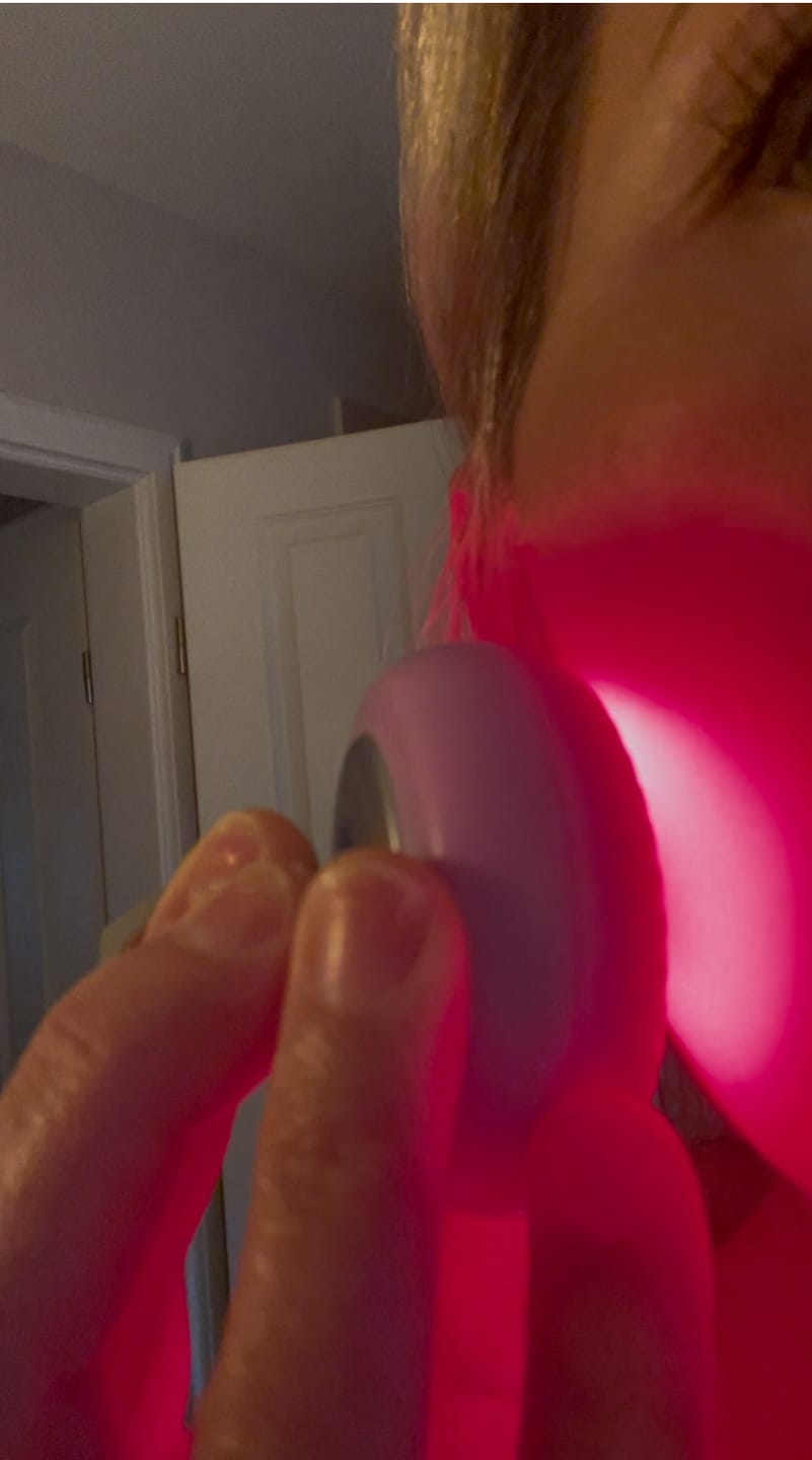 Customer photo review of Koanna® Deepr™ ØØ5 – Rotlicht-Gerät für straffe Haut