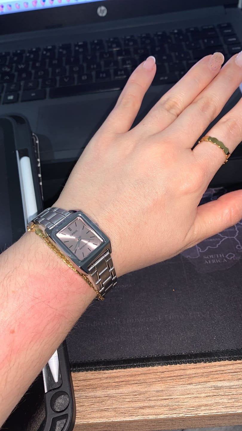 Customer photo review of Reloj Casio Tank Análogo LTP-V007D-4EUDF Acero