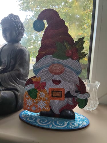 Customer photo review of "Cheerful Gnome" Crystal Art Buddies XL