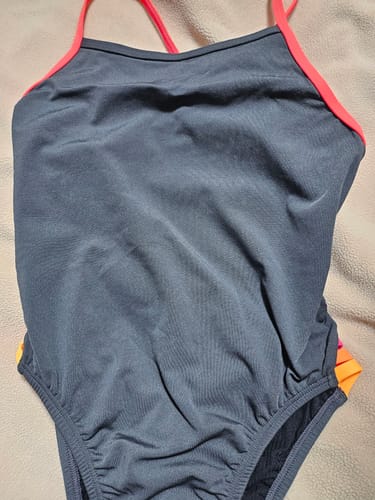 Jeong Bun review of ZAMBIA ONE PIECE || Carbon|Fiesta image 1 out of 1