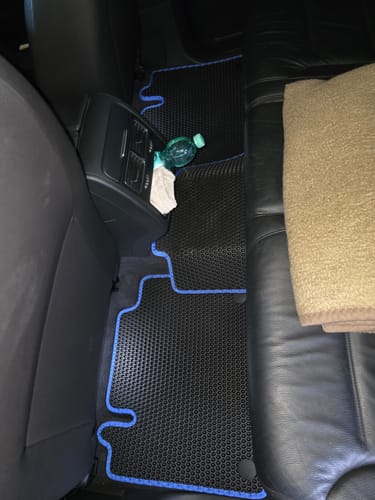 Customer photo review of Auto Fußmatten nach Maß - Komplettset