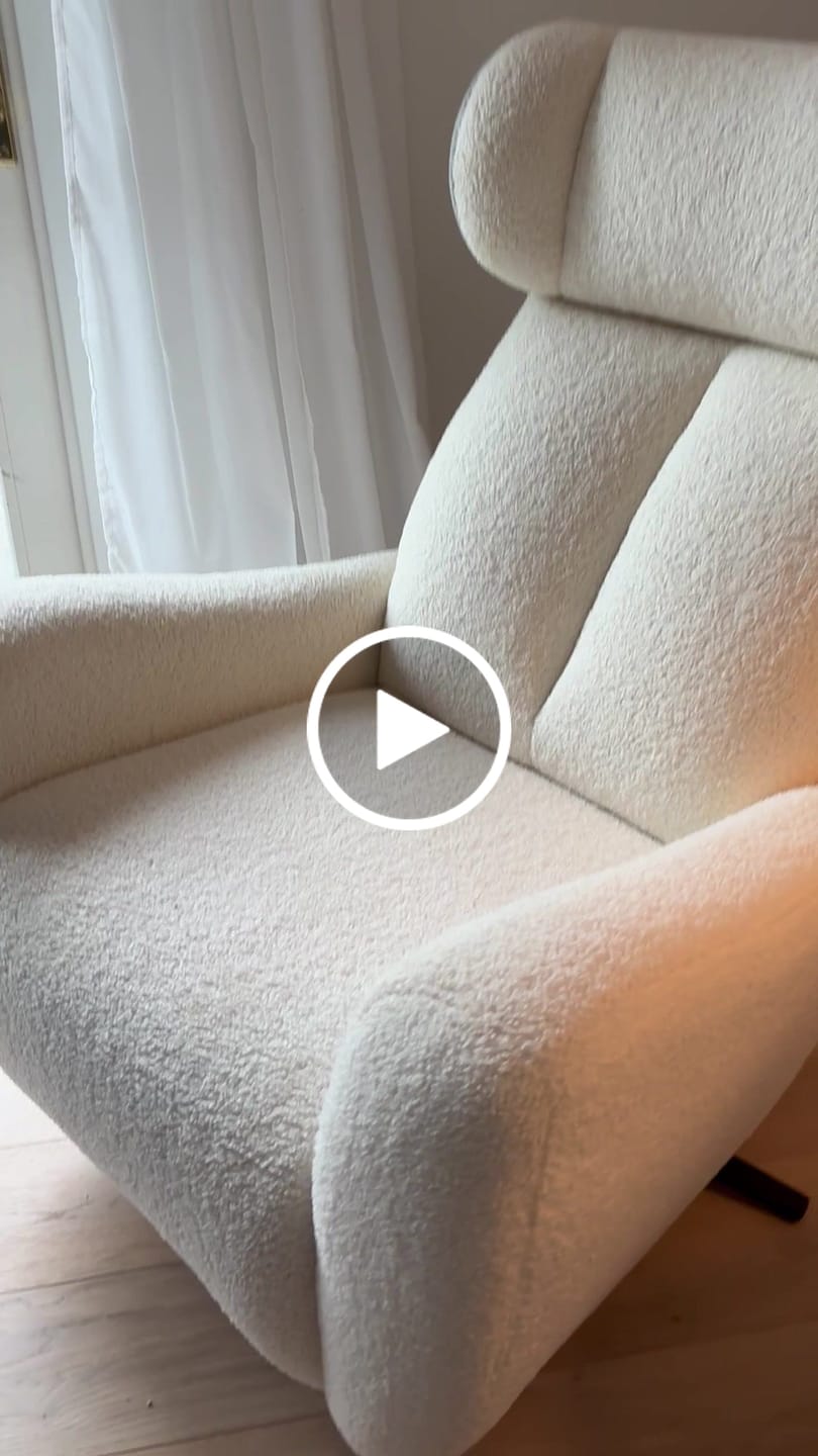 Customer video review of SwanSing Single-Seater Power Zero Gravity Chair Recliner