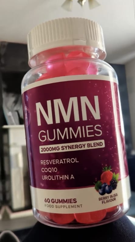 Customer photo review of NMN gummies