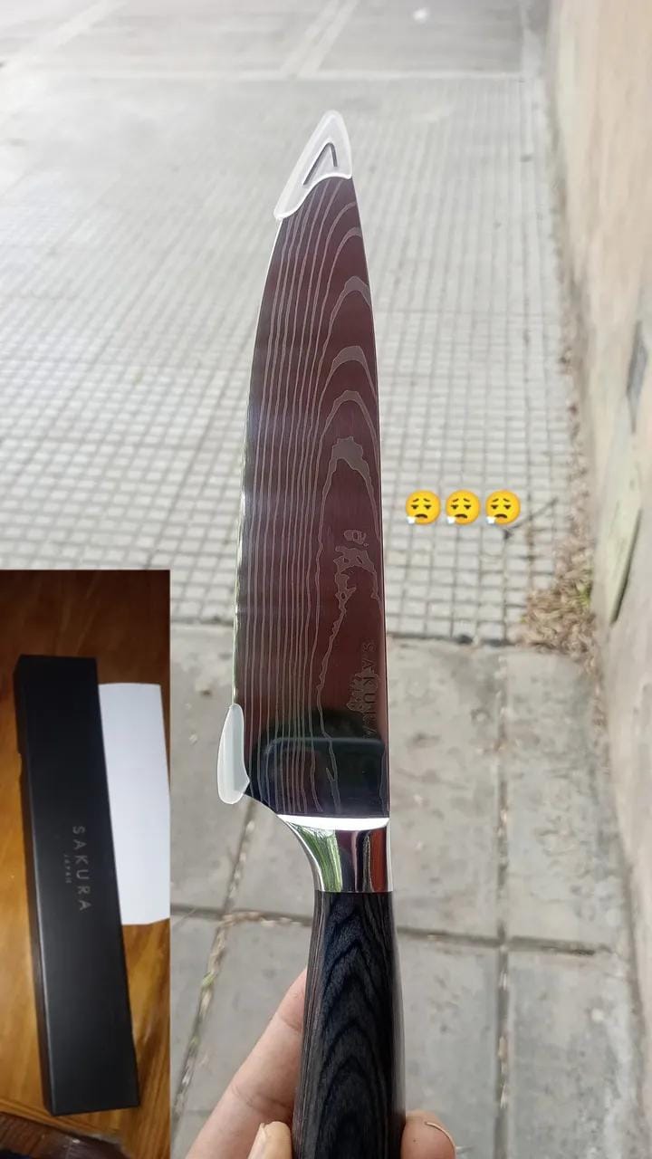 Customer photo review of Cuchillo Chef Sakura Pro Stainless Steel Black Ébano 33 Cms