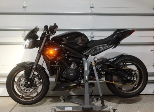 Customer photo review of Triumph Street Triple R/ RS / Moto2 Low Profile Plug & Play Turn Signal Kits – 2017-2025