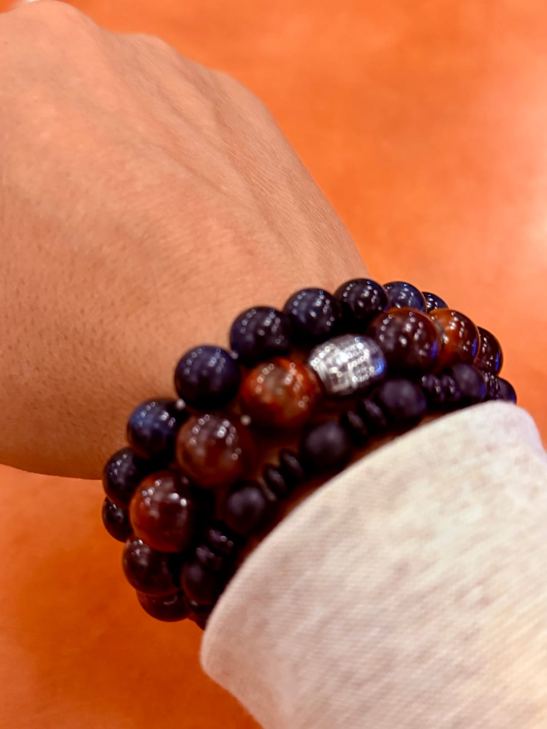 Customer photo review of Bracelet "Ange Gardien" en Oeil de Faucon