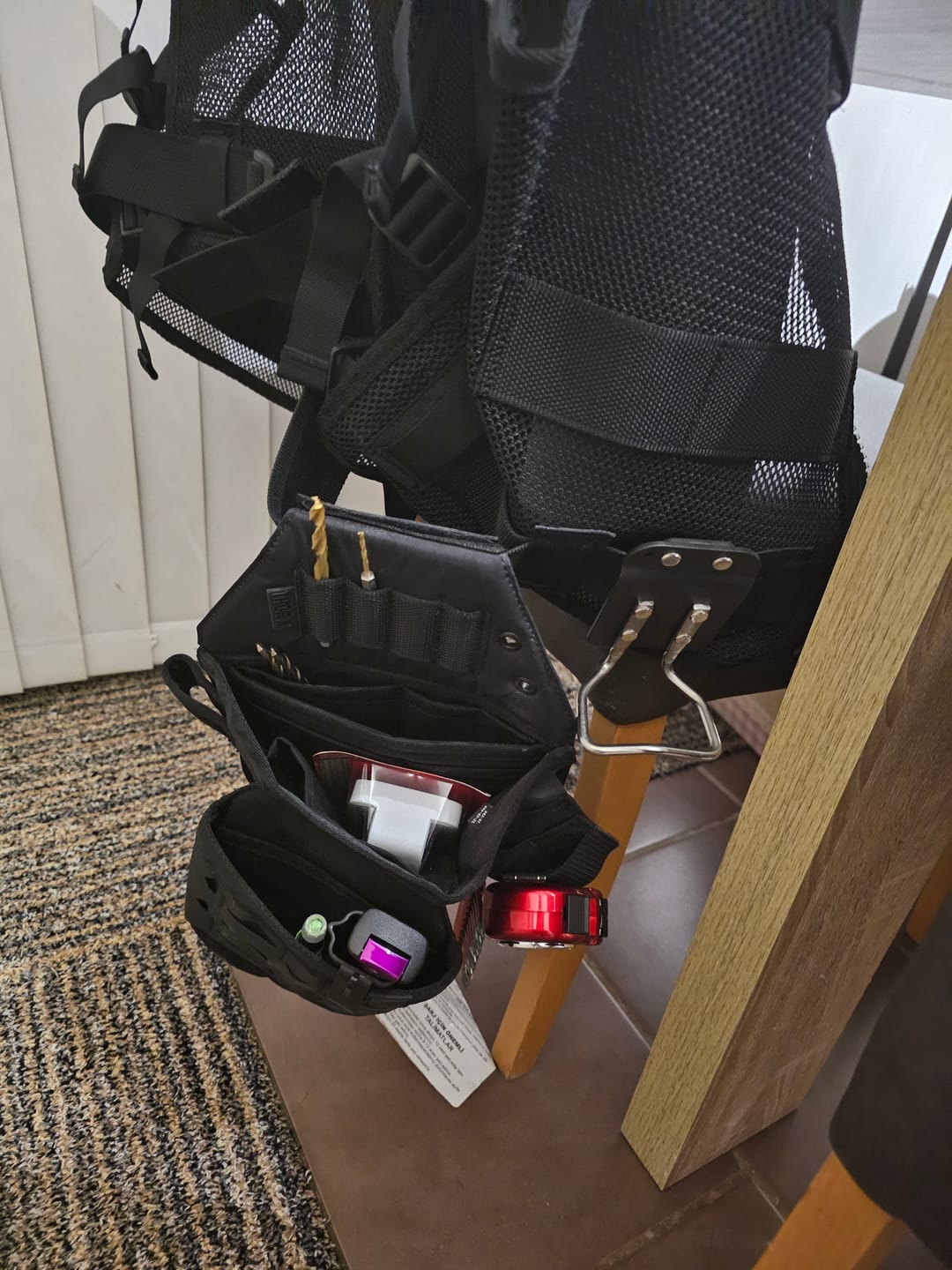 Customer photo review of DiamondBack Toolbelts | 701 Vest Black