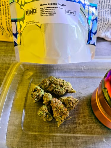 Customer photo review of Lemon Cherry Gelato - 28 Grams (Hybrid)