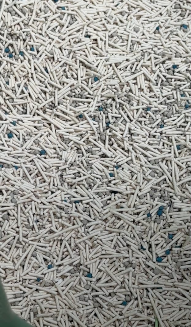 Customer photo review of Michu Mixed Tofu Cat Litter Lite 6L – Flushable, Eco-Friendly & Odour Control
