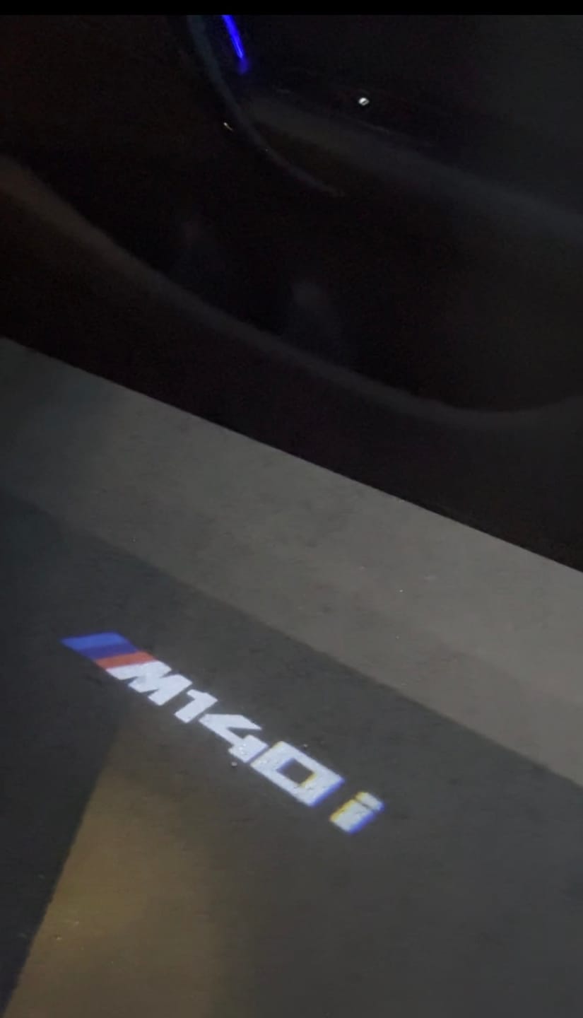 Customer photo review of BMW   1 SERIES M140  LOGO PROJECTOT LIGHTS Nr.60105f