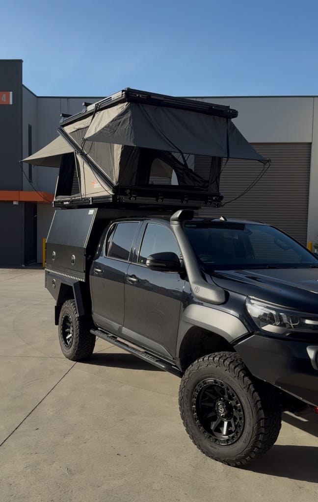 Customer photo review of Summit XLZ 1550 Rooftop Tent