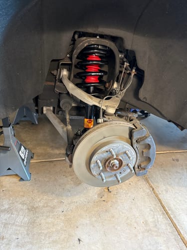 Customer photo review of 2015-2020 GMC Yukon 1500 4WD Magnetic Struts Front OE Replacement Kit (GC55F)