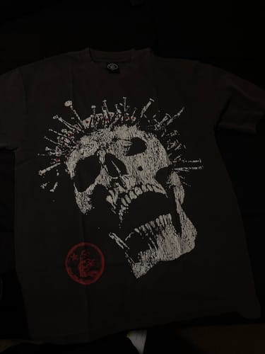 Customer photo review of Hellstar Studios Crowned Skull Rhinestone Vintage Black