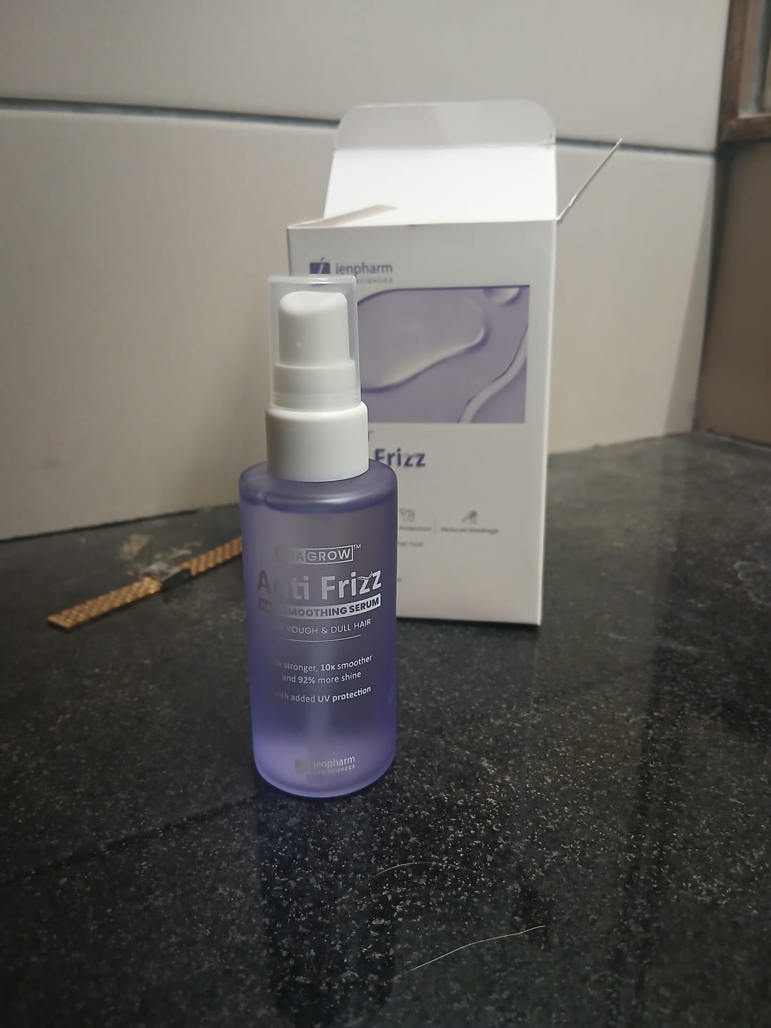 Customer photo review of Anagrow Anti Frizz Hair Serum