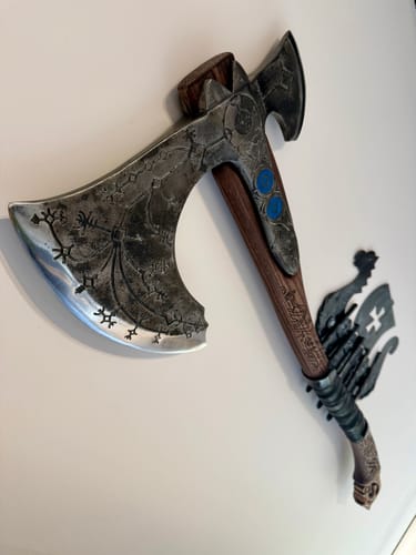 Customer photo review of Hand-forged "Ragnarok Kratos axe" with carved handle and Glow-in-the-Dark Runes