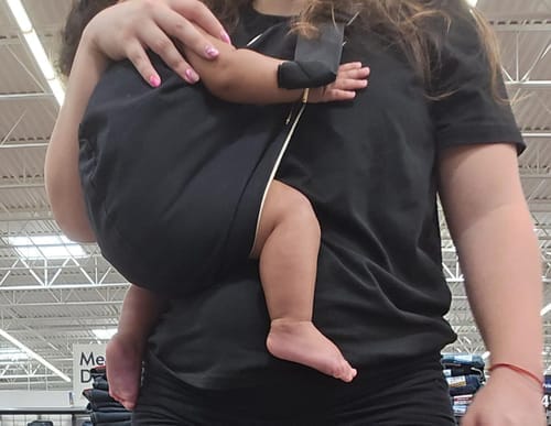 Customer photo review of Bambora Sling Carrier