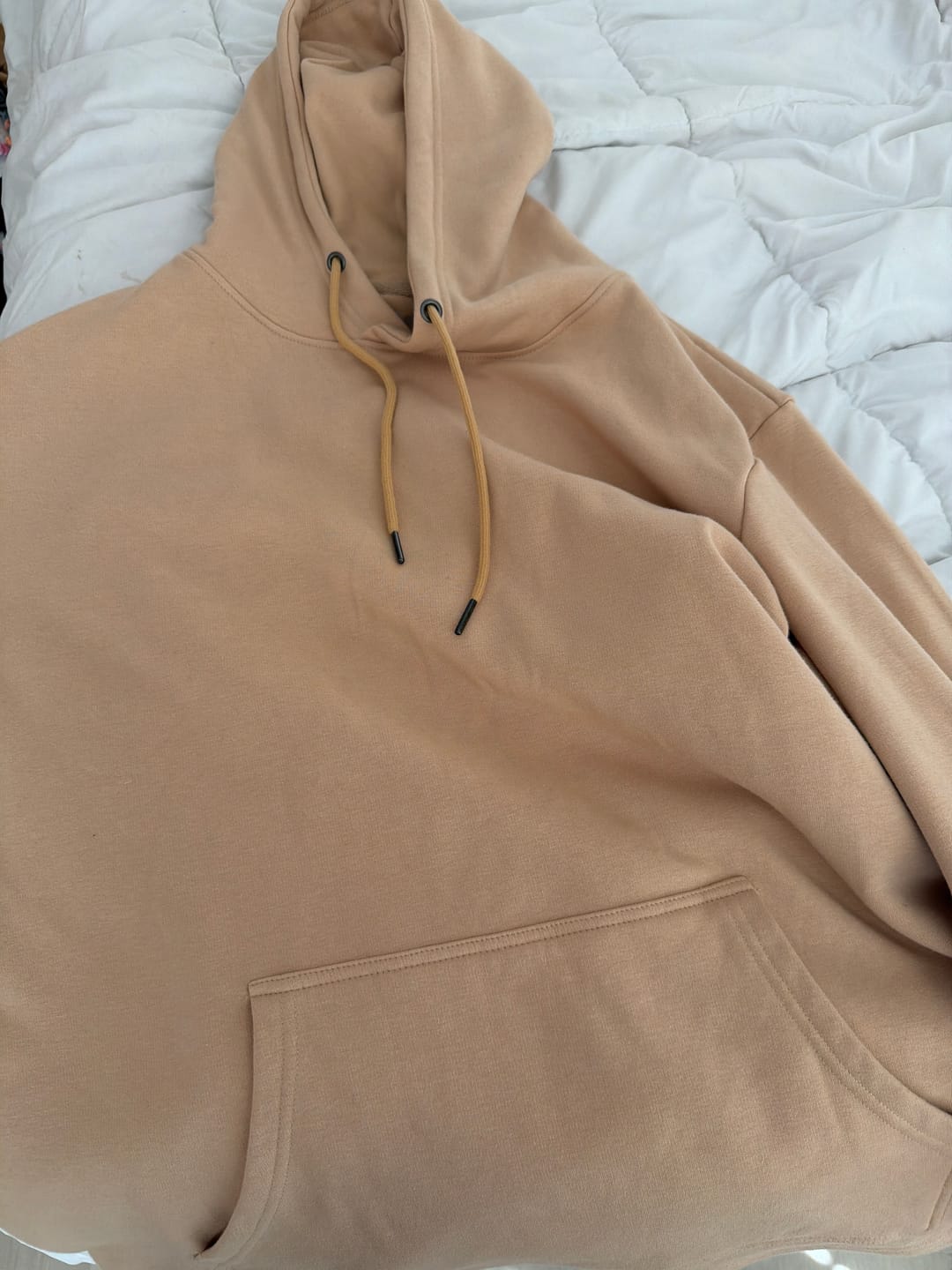 Customer photo review of 021 ESSENTIAL DROP-CUT HOODIE