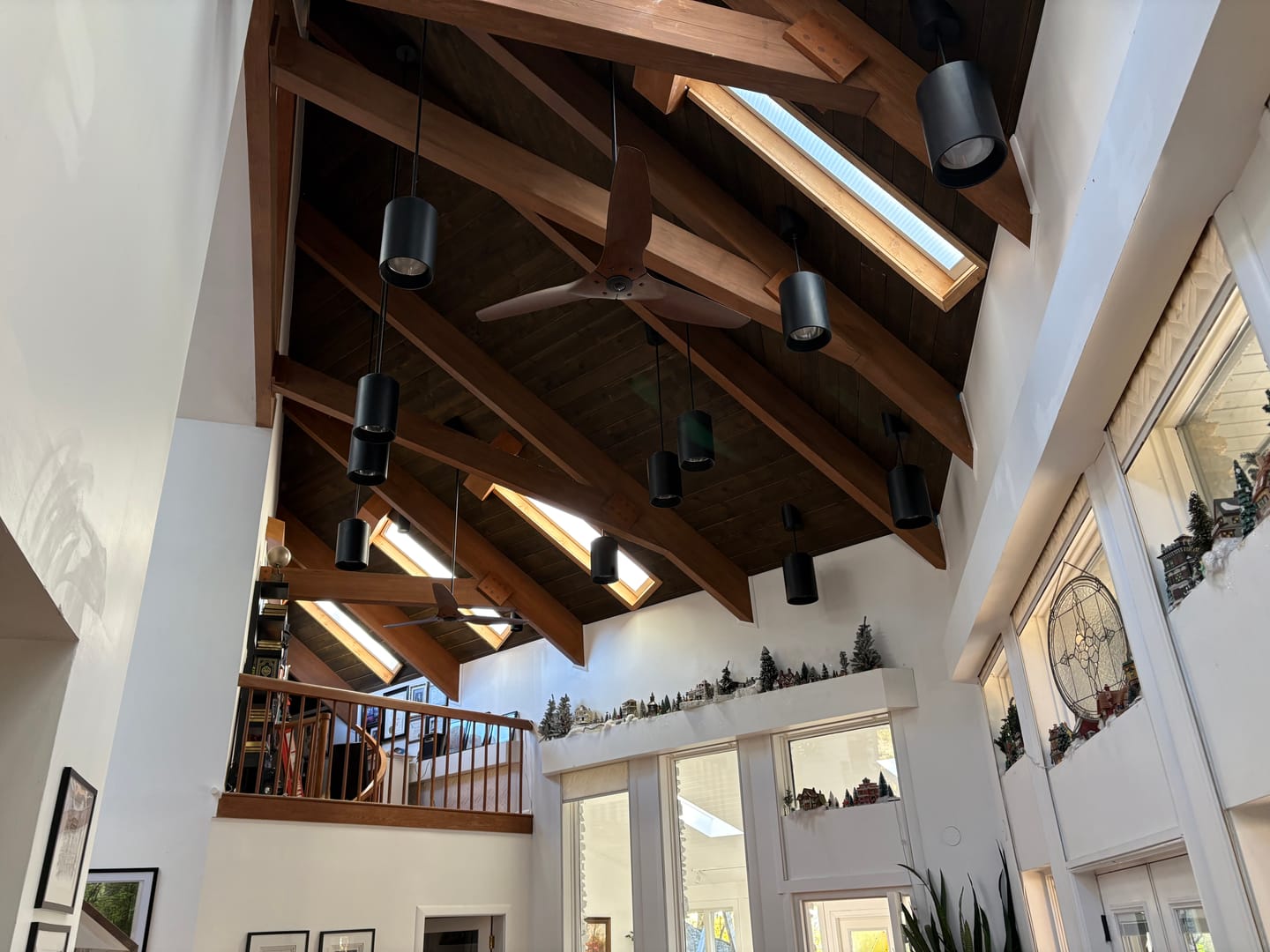 Customer photo review of SmartWings Motorized Premium Skylight Cellular Shades Hazel