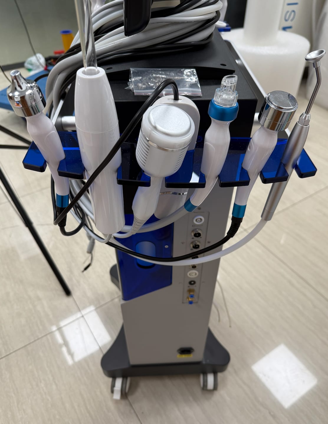 Customer photo review of Hydra Dermabrasion Facial Machine Professional