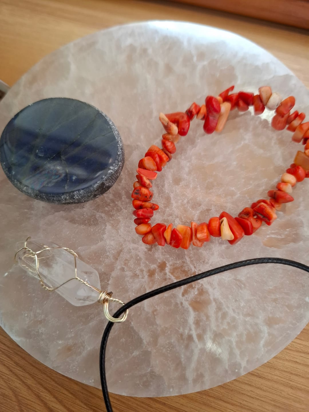 Customer photo review of Labradorite - Rough dragon egg