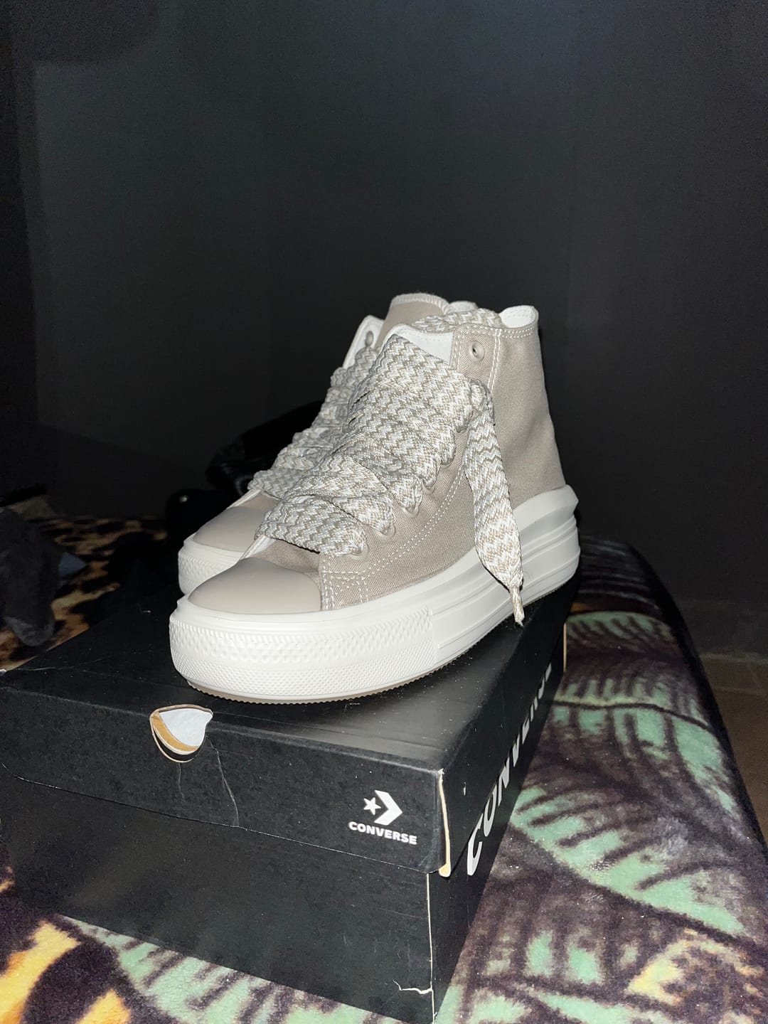 Customer photo review of Zapatillas Converse Chuck Taylor Move Hi Platform Beige