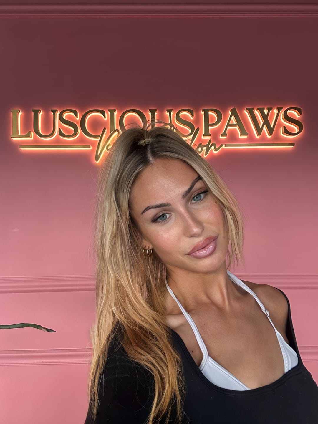 Customer photo review of Custom Signs For Liza