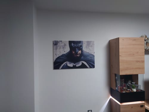 Customer photo review of Leinwandbild Dunkler Superheld Querformat
