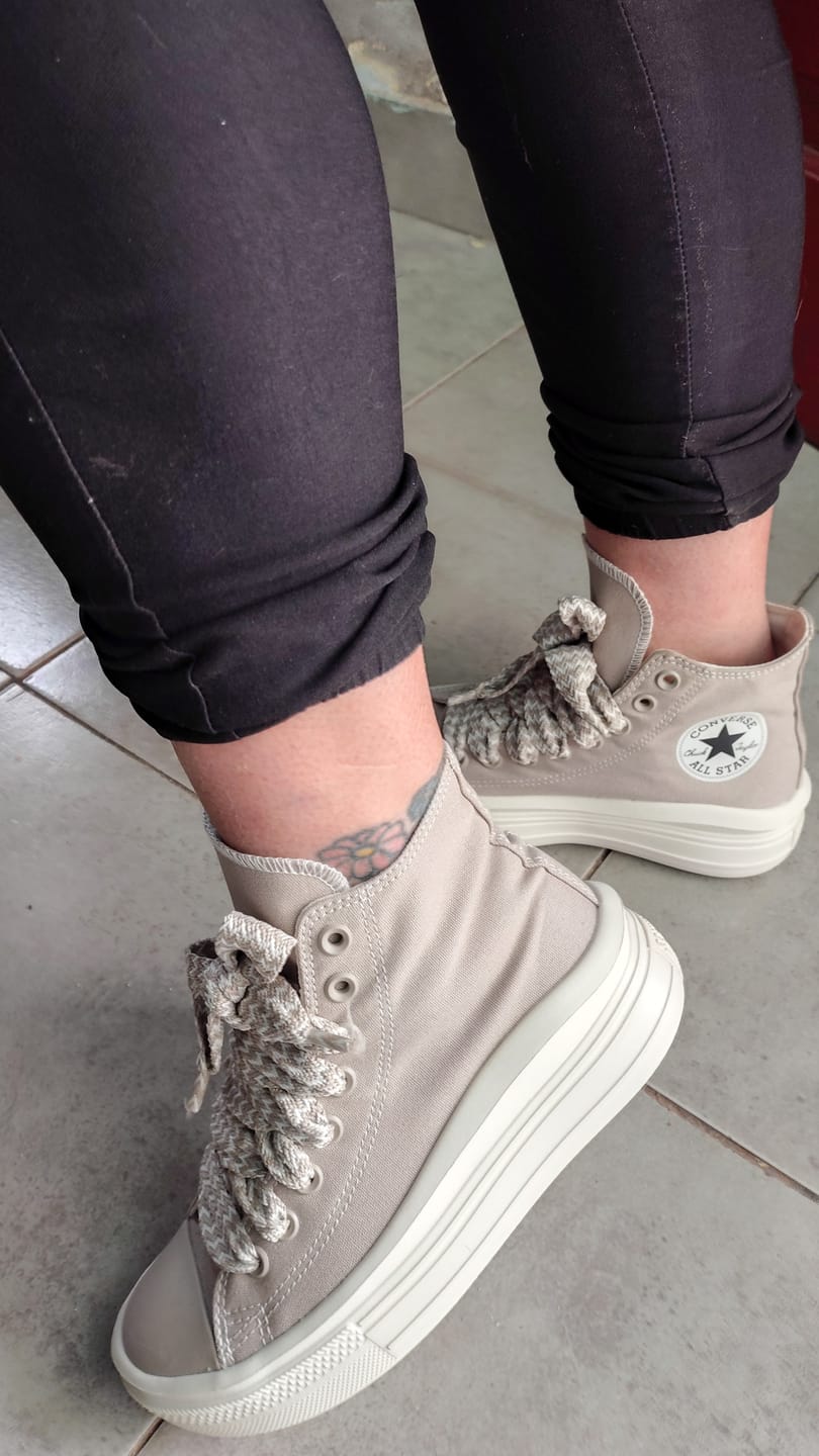 Customer photo review of Zapatillas Converse Chuck Taylor Move Hi Platform Beige