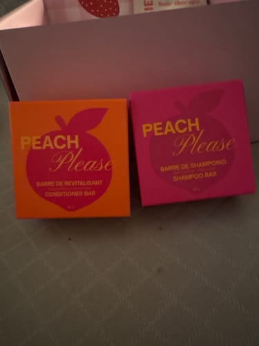 Customer photo review of Peach Please - Shampoo bar
