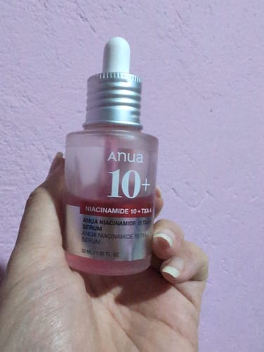 Customer photo review of Niacinamide 10%+Txa 4% Dark Spot Correcting Serum
