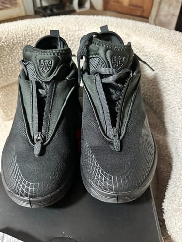 Customer photo review of adidas Men's D.O.N Issue Basketball Shoes