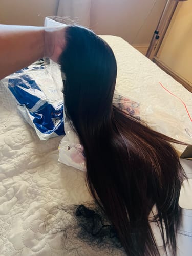 Mamello P. review of 13X4 Full Frontal Vietnamese SDD Bone Straight Ombre Chocolate Brown Wigs image 1 out of 1