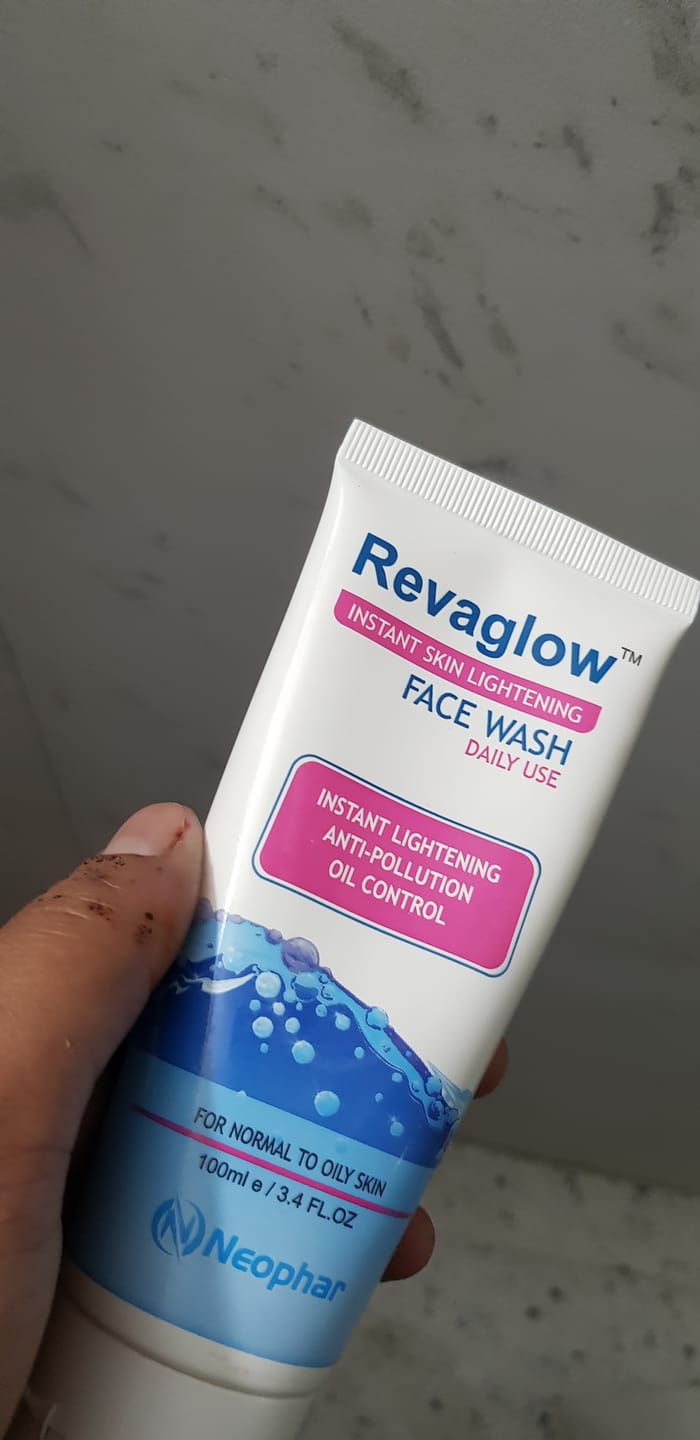 Customer photo review of Revaglow Instant Skin Lightening Face Wash