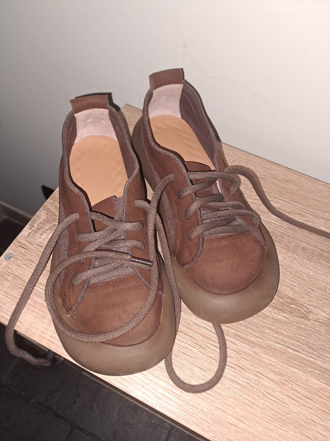 Customer photo review of Women Vintage Spring Genuine Leather Strap Flat Shoes