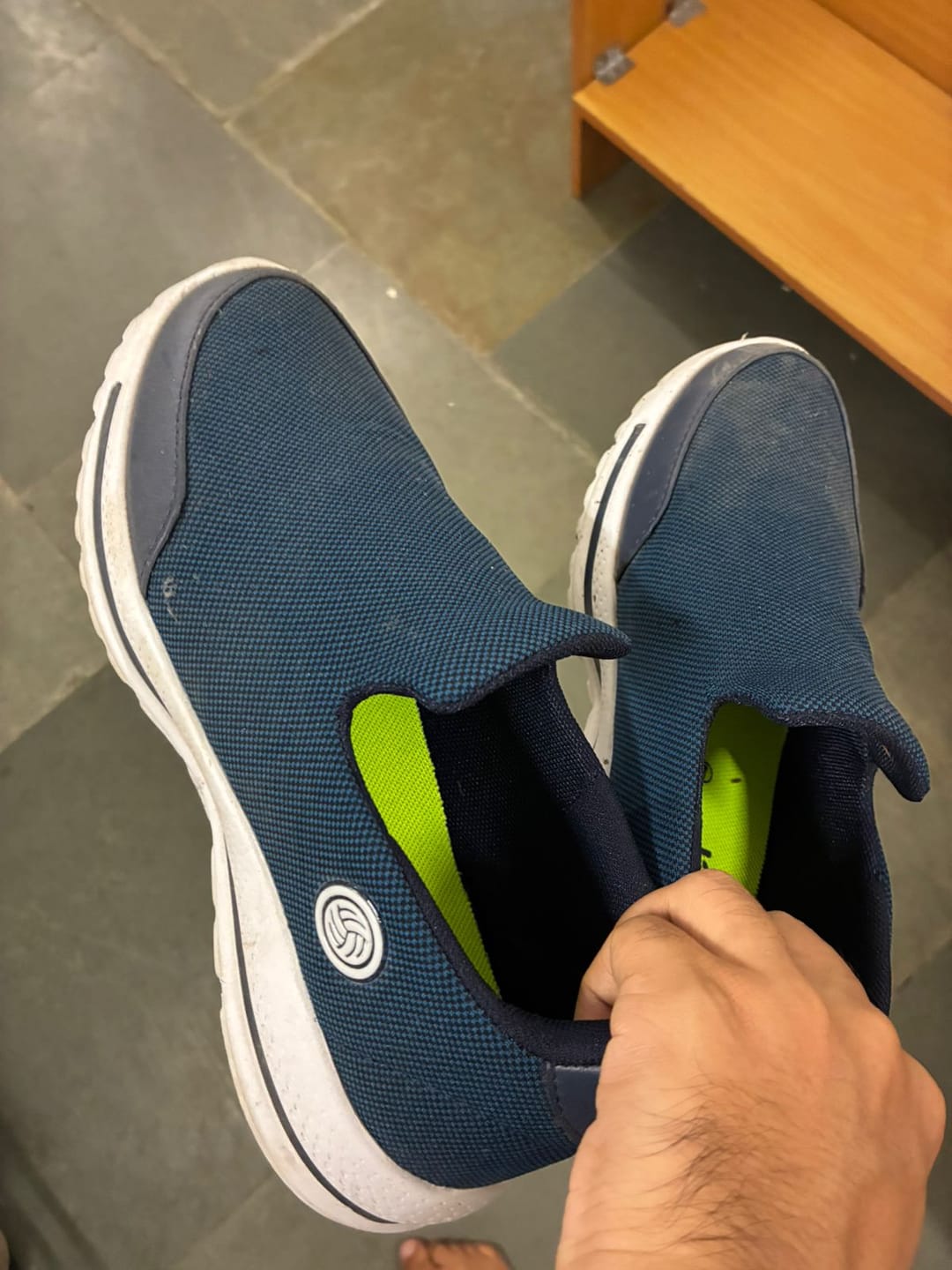 Customer photo review of Bacca Bucci Men's Comfortable Lightweight Walking Shoes