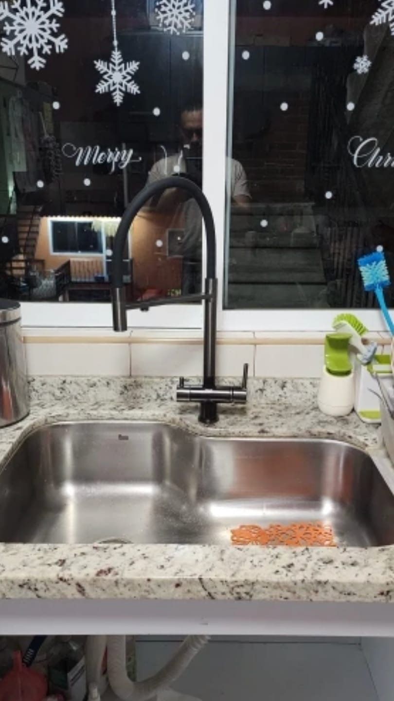 Customer photo review of Trier - Three-Way Kitchen Faucet with Filter Tap Reverse Osmosis Compatible and Pull-Down Spout