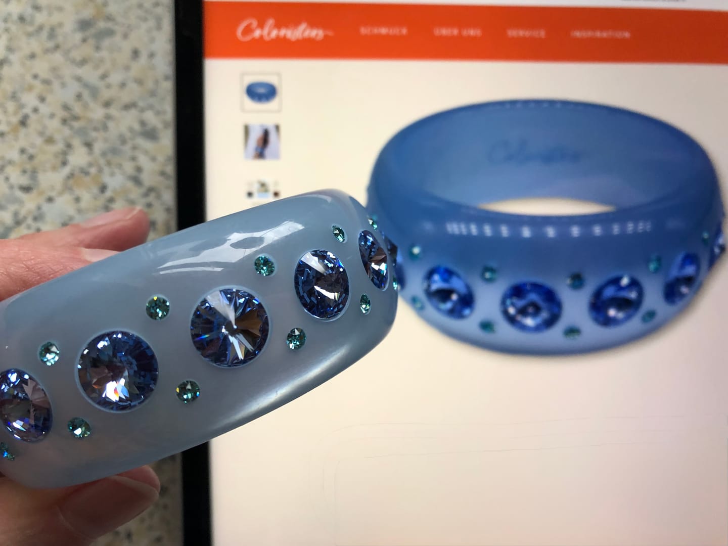 Customer photo review of Maxi Armreif Catania in hellem Blau