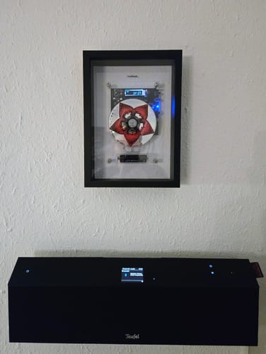 Customer photo review of M1 Music Frame CD Player