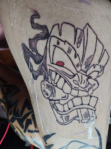 Customer photo review of Neebol Tattoo Machine  R1 PRO, 4MM Stroke, Dual Batteries