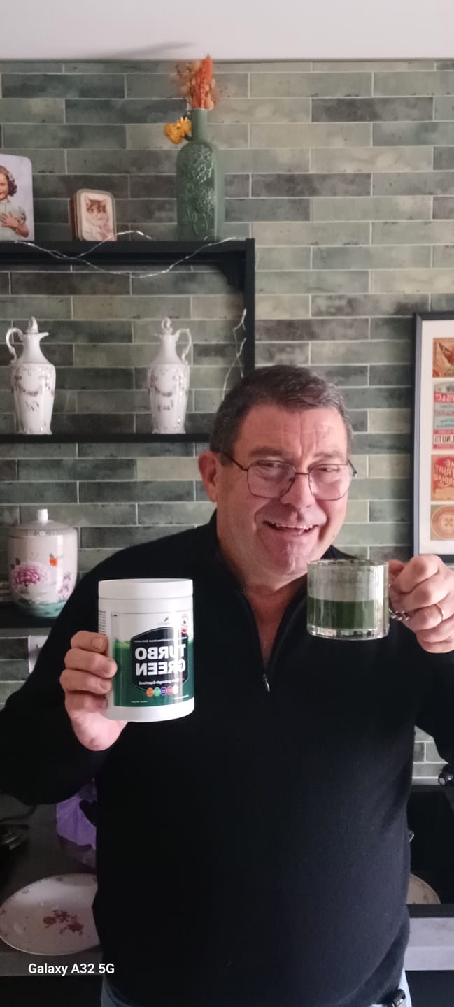 Customer photo review of ORGANICO TURBO GREEN JUICE